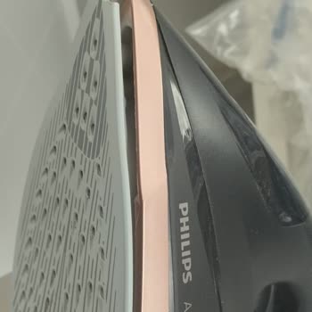 Philips Azur 7500 Ütü Tabanında Kırılma Ve Garanti Sürecinde Endişe