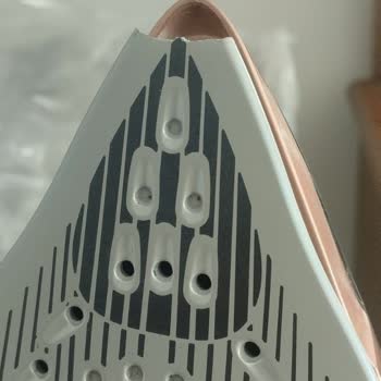 Philips Azur 7500 Ütü Tabanında Kırılma Ve Garanti Sürecinde Endişe