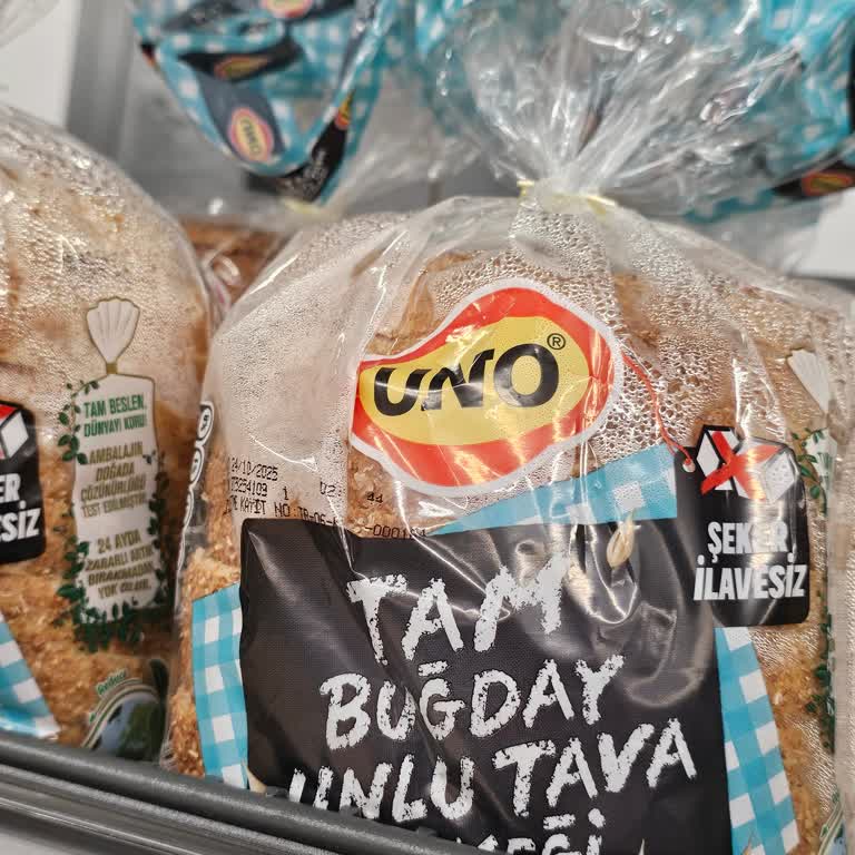 A101 Mağazada Ekmekler Sürekli Islak Ve Nemli