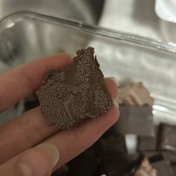 Bozuk Çikolata Ve İlgisiz Müşteri Hizmetleri: Mağduriyetim Giderilmiyor