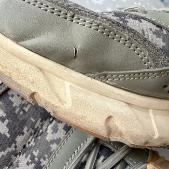 Az Kullanılan Ayakkabıda Erken Yırtılma Ve Yetersiz Müşteri Hizmeti