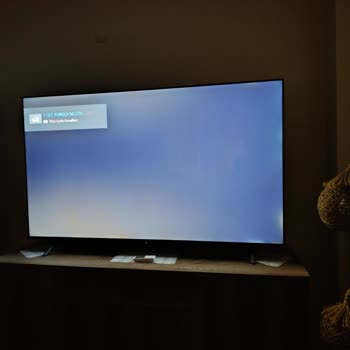 Yeni Alınan Philips Televizyonda Işık Sızması Ve Uygulama Sorunları Çözülmüyor