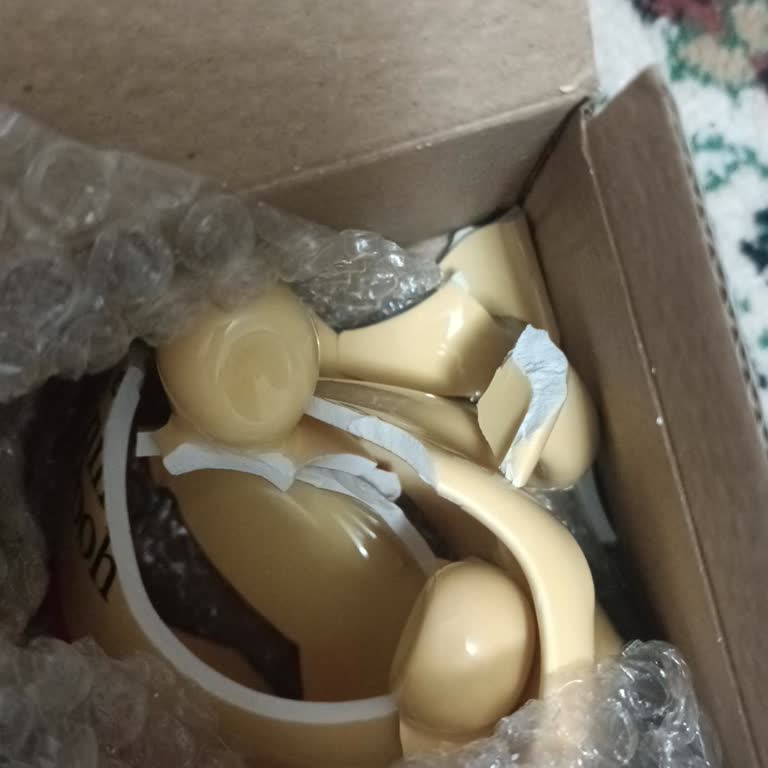 Kırık Ürün İçin İade Veya Yenisi Gönderilmiyor