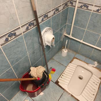 Hastane Kadınlar Tuvaletinde Temizlik Ve Hijyen Eksikliği Sorunu