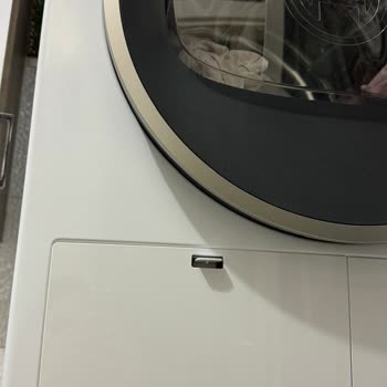 Yeni Alınan Kurutma Makinesinde Kozmetik Sorun Ve Yetersiz Servis Desteği