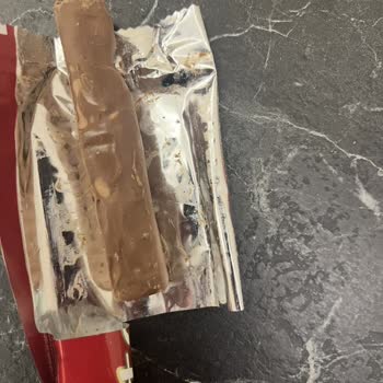 Tadelle Çikolatada Beyaz Lekeler Ve Eksik Bilgi Şikayeti