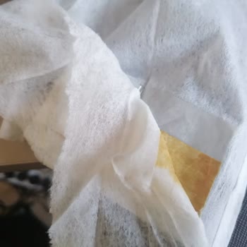 Bebek Mendilinde Yabancı Cisim Ve Hijyen Skandalı!