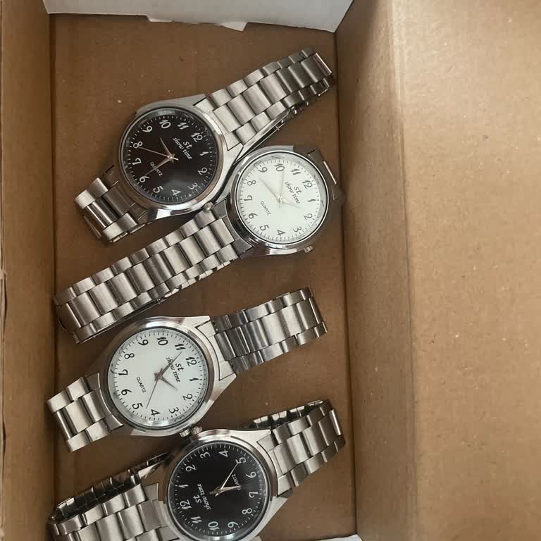 Sipariş Ettiğim Saatler Yerine Değersiz Ürünler Gönderildi