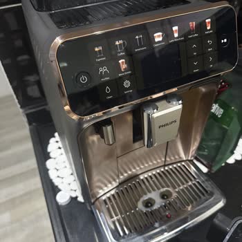 Kahve Makinesi Kutusundan Eksik Parça Çıktı, Müşteri Hizmetleri Yardımcı Olmadı