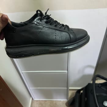 Kısa Sürede Patlayan Ayakkabıya Garanti Desteği Sağlanmadı