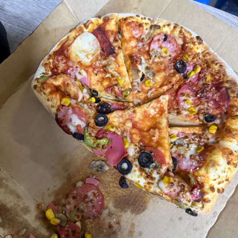 Siparişim Dağılmış Ve Bozulmuş Halde Teslim Edildi, Ücret İadesi Talep Ediyorum