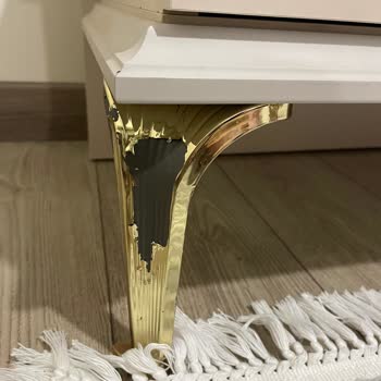 Yeni Alınan TV Ünitesi Kırık Ve Eksik Parçalarla Teslim Edildi Değişim Yapılmıyor