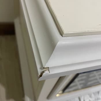 Yeni Alınan TV Ünitesi Kırık Ve Eksik Parçalarla Teslim Edildi Değişim Yapılmıyor