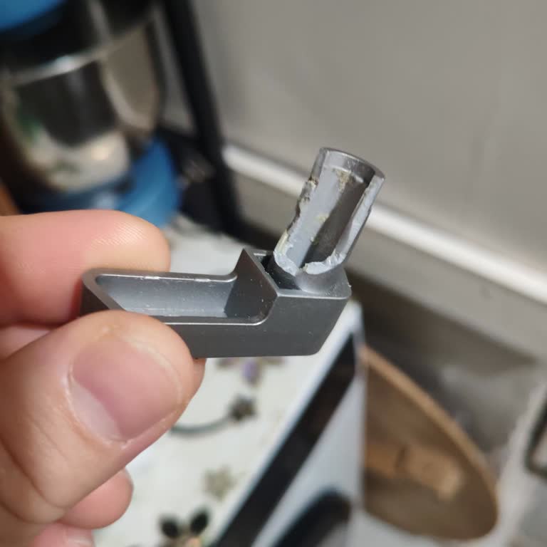 Garanti Kapsamında Kırılan Kaldırma Kolu İçin Parça Talebi