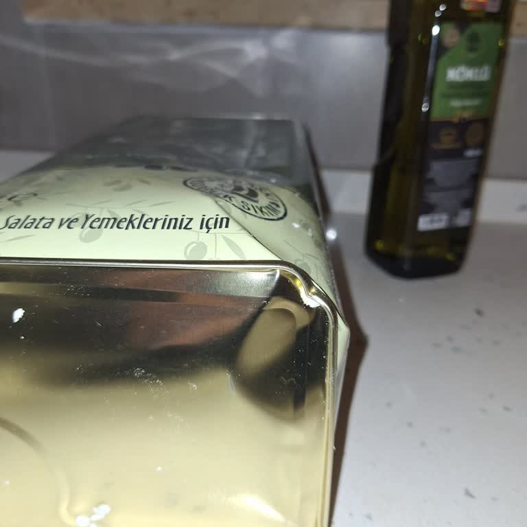 Ezilmiş Teneke İle Gönderilen Zeytinyağına Tepki Ve İade Talebi
