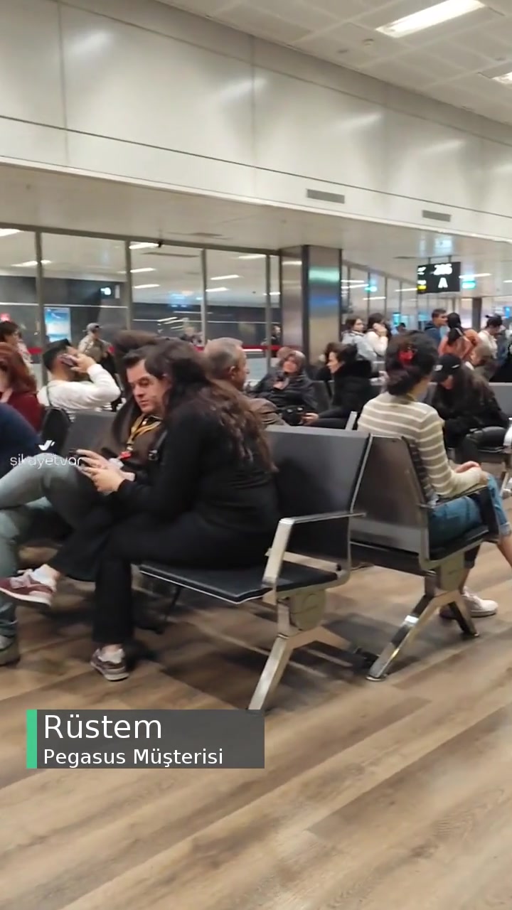 Pegasus İstanbul Konya Uçağı 40 Dakika Rötar Yaptı Her Zamanki Olay videonun kapak resmi