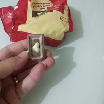 Son Kullanma Tarihi Geçmemiş Çikolataların Beyazlaması Ve İade Talebi