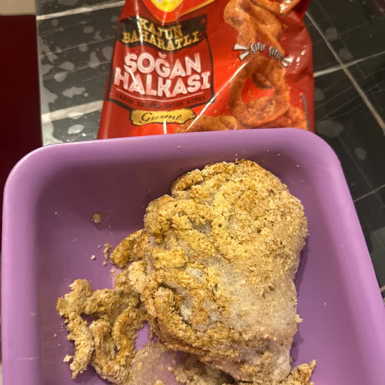 Superfresh Dondurulmuş Soğan Halkaları Buz Tutmuş Ve Birbirine Yapışık Çıktı