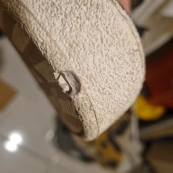 Aldığım Ayakkabının Tabanı İlk Kullanımda Parçalandı, Mağaza Sorumluluk Almadı