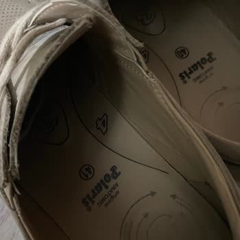 Farklı Numara Ve Renk Solması Olan Ayakkabıda Değişim Talebim Reddedildi