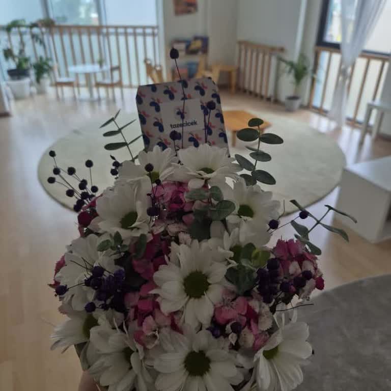 Yanlış Çiçek Gönderimi Ve Yetersiz Müşteri Desteği