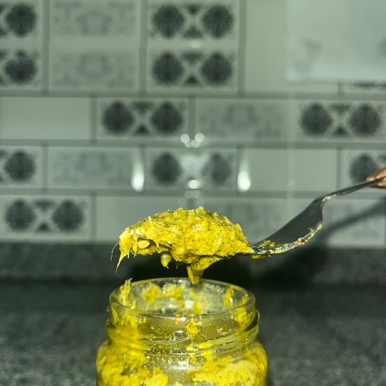 Pastavilla Pesto Sosun İçinden Yabancı Cisim Çıktı, Ürün Güvenliği Konusunda Endişe Yaşıyorum