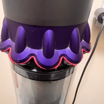Dyson Süpürgemin Silikon Contası Eriyor, Garanti Kapsamında Değişim Talebim Reddedildi