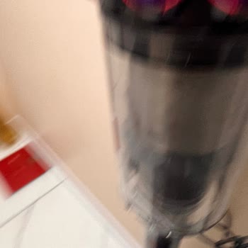 Dyson Süpürgemin Silikon Contası Eriyor, Garanti Kapsamında Değişim Talebim Reddedildi