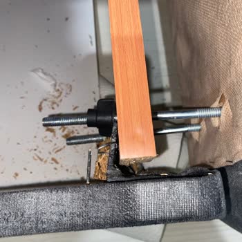 Sevkur Mobilya Kısa Sürede Ürünün Suntası Dağıldı!