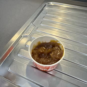 Siparişimde Coleslaw Yerine Donmuş Yağ Gönderildi Hijyen Ve Güven Sorunu Yaşadım