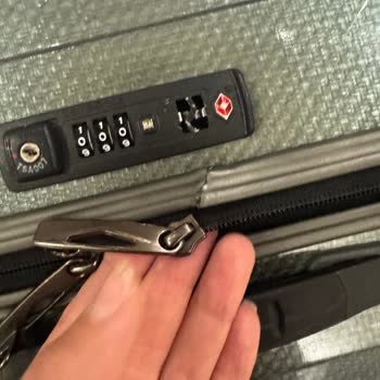 Anadolu Jet Uçuşu Sonrası Valizimin Ciddi Hasar Görmesi Ve Çözüm Bekleyişi