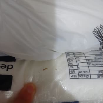 Kapalı Paketlerde Kurtlanan Ürünler Ve İlgisiz Müşteri Hizmetleri