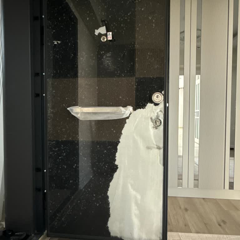 Yeni Evde Kapı Açılmadan Kırıldı Mağduriyetim İki Aydır Sürüyor