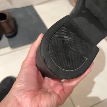 4 Saatte Hasar Gören Chelsea Bot İçin İade Talebim Reddedildi