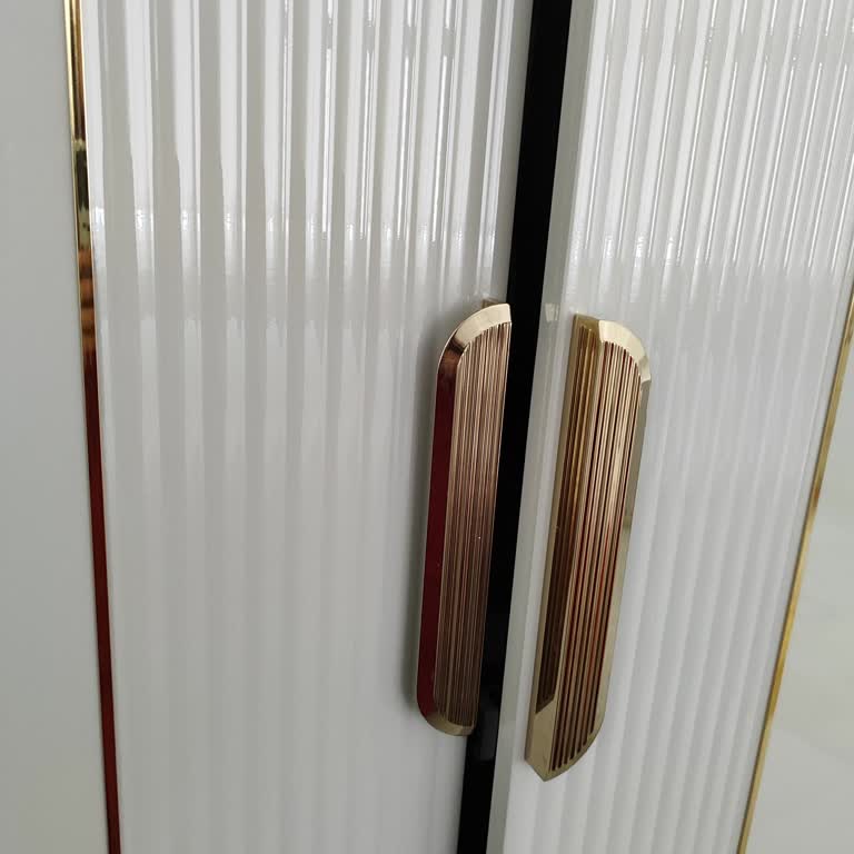 Bellona Tepebaşı’ndan Aldığım Yatak Odası Takımı Eksik Ve Kusurlu Teslim Edildi, Sorunlar Çözülmüyor