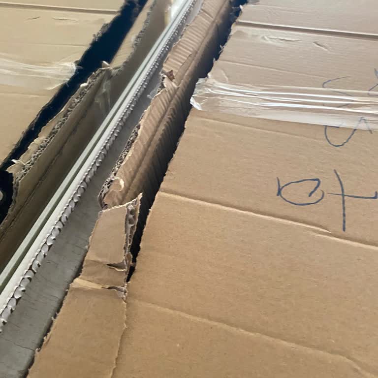 Hasarlı Gelen Sehpa İçin İade Talebim Haftalardır Sonuçlanmıyor