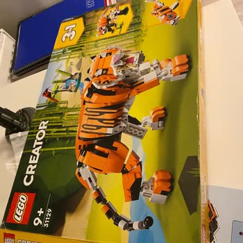 Набор Lego Creator 31129 — отсутствуют детали, прошу прислать недостающие