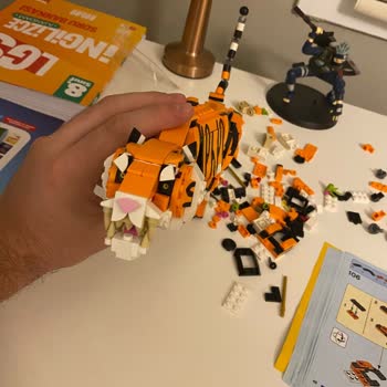 Набор Lego Creator 31129 — отсутствуют детали, прошу прислать недостающие