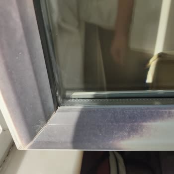 Winsa PVC Pencerede Beklenmedik Renk Bozulması Ve Kararma Sorunu