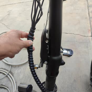 Skyjet Nitro Pro Bisikletin Katlanma Kitindeki Plastik Parça Güvenliğimi Tehlikeye Attı