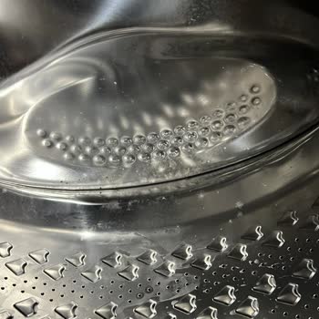 Yeni Alınan Çamaşır Makinesi Küflü Ve Paslı Çıktı, Değişim Talebim Reddedildi