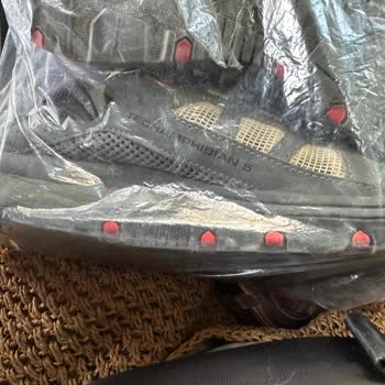 Salomon Ayakkabı Koku Yapan Ayakkabı Ve Garanti Sorunu