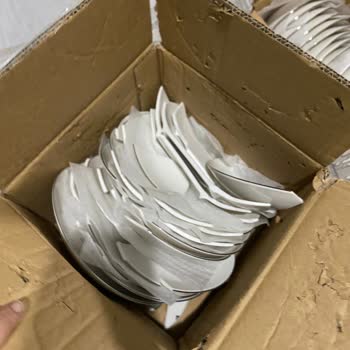 Schafer'dan Aldığım Yemek Takımı Eksik Ve Kırık Teslim Edildi