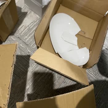 Schafer'dan Aldığım Yemek Takımı Eksik Ve Kırık Teslim Edildi