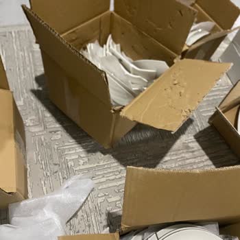 Schafer'dan Aldığım Yemek Takımı Eksik Ve Kırık Teslim Edildi