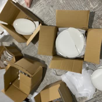 Schafer'dan Aldığım Yemek Takımı Eksik Ve Kırık Teslim Edildi