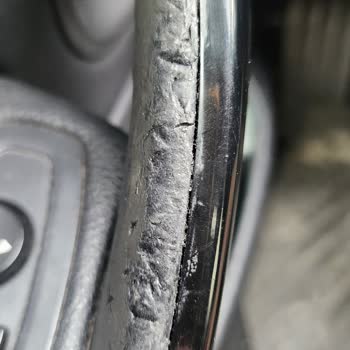BMW 4.18 Kapı Kollarında Erken Deformasyon Ve Yapışma Sorunu