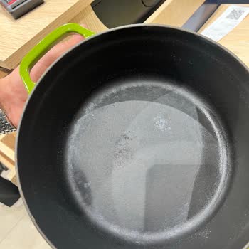 Yüksek Fiyatlı Döküm Tencerede Kusur Ve Cevapsız Müşteri Hizmetleri Mağduriyeti