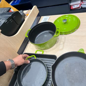 Yüksek Fiyatlı Döküm Tencerede Kusur Ve Cevapsız Müşteri Hizmetleri Mağduriyeti