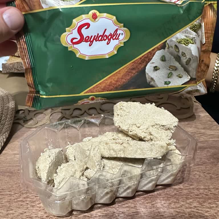 Antep Fıstıklı Helvada Fıstık Yok Ambalaj Yanıltıcı